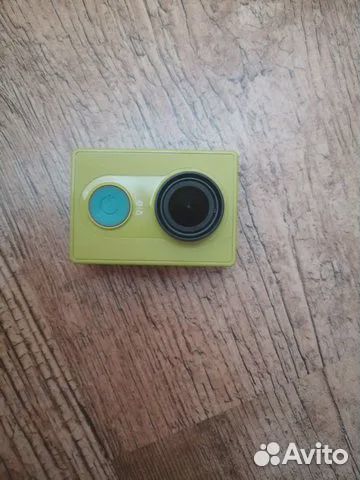 Экшен камера Xiaomi yi