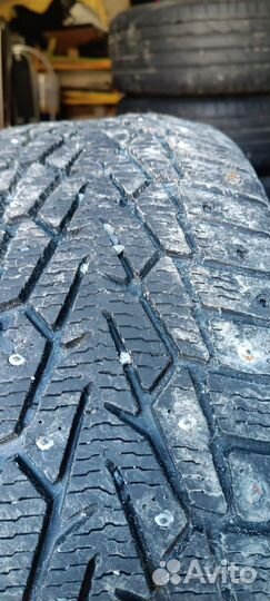 Nokian Tyres Hakkapeliitta 7 215/55 R17 98T