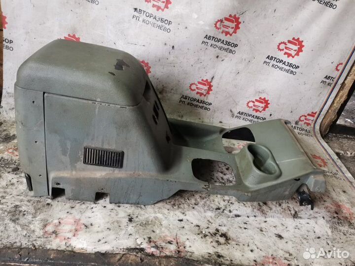 Консоль между сидений УАЗ Патриот 409