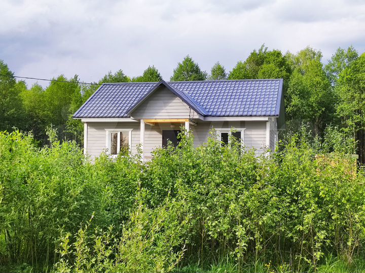 Дом 50 м² на участке 8 сот.