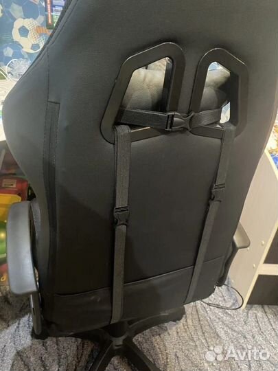 Игровое кресло defender с подсветкой