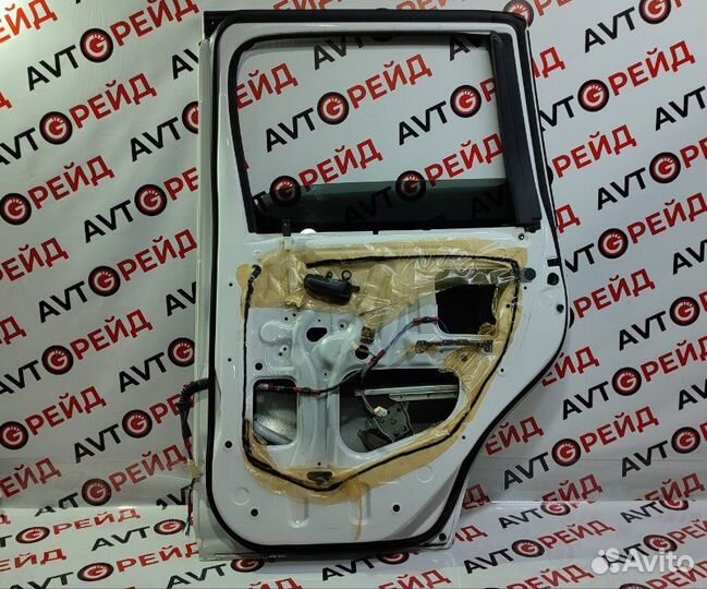 Дверь боковая задняя правая Toyota Funcargo NCP21