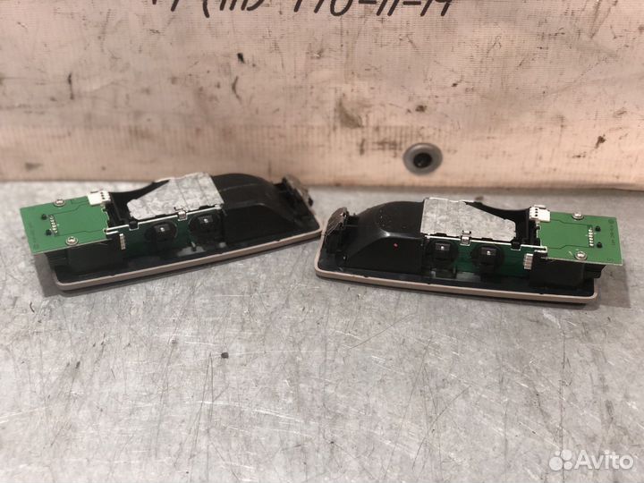 Плафон салонный задний BMW X5 E70