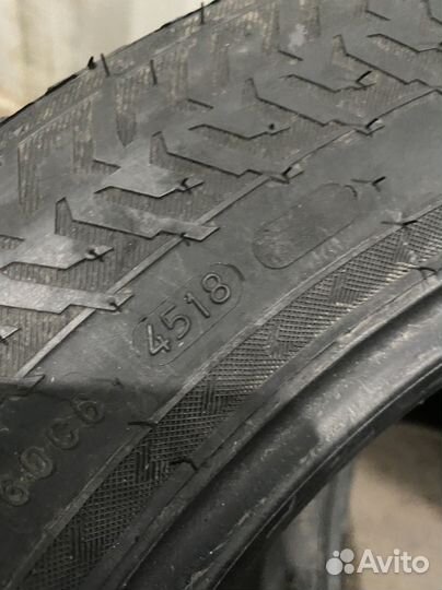 Nokian Tyres Hakkapeliitta 8 SUV 235/55 R17 103T