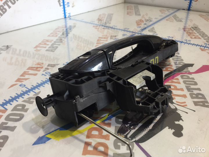 Мерседес Ручка наружняя передней двери Прав