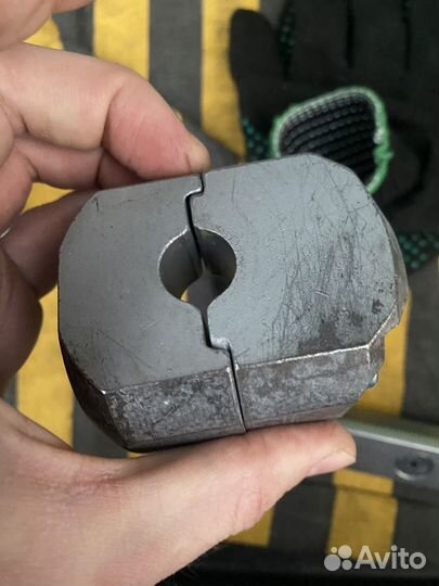 Блокиратор руля Гарант Solaris Rio Abloy