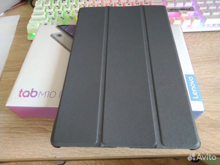 Планшет Lenovo TB-X606F 4/64