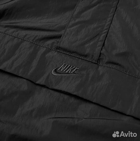 Ветровка Nike