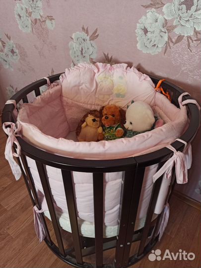 Кроватка трансформер с маятником в идеал состоянии