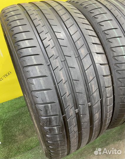 Bridgestone Alenza 001 275/35 R21 103Y