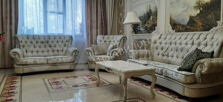 Коттедж 545 м² на участке 26 сот.