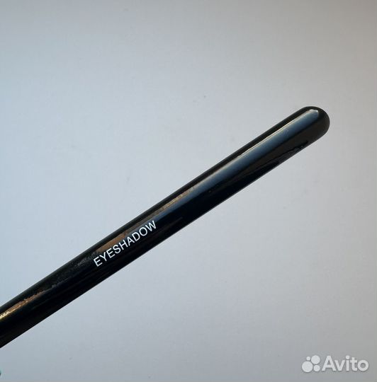 Chanel кисть для теней