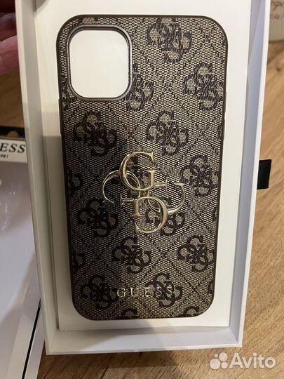 Чехол на iPhone 11