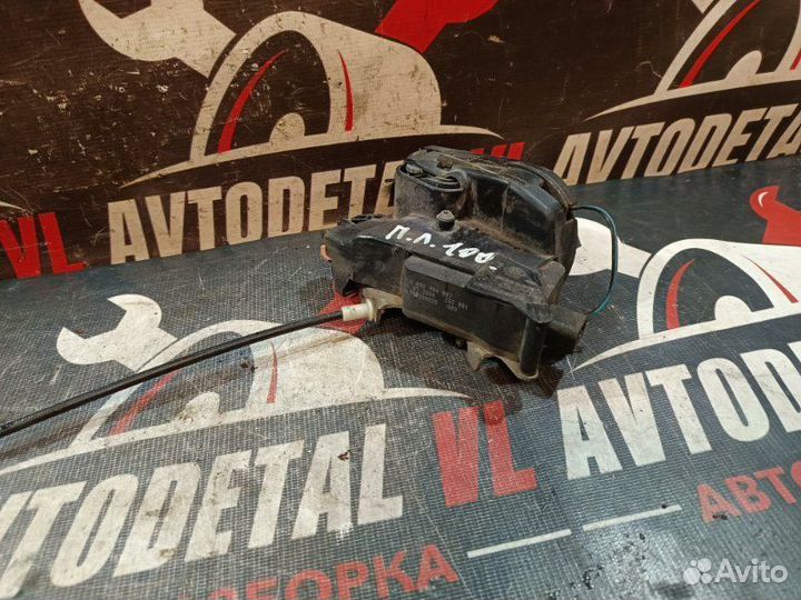 Замок двери передний левый Mercedes-Benz Vito