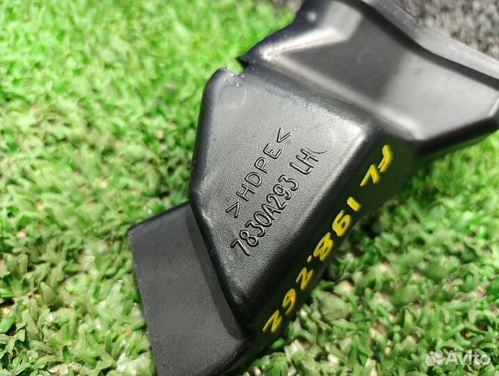 Воздуховод отопителя левый Mitsubishi Pajero Sport