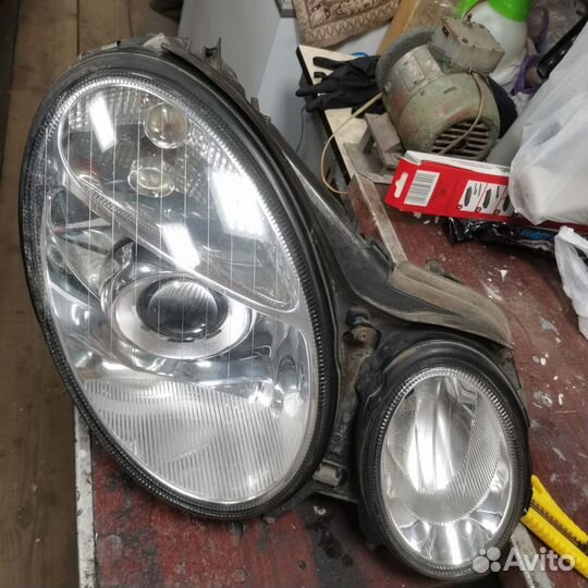 Фара mercedes w211