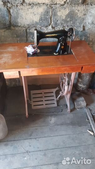 Швейная машинка
