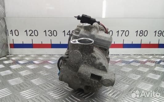 Компрессор кондиционера бензиновый audi A6 C6 (4ST