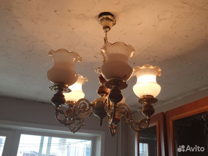 Люстра потолочная бу