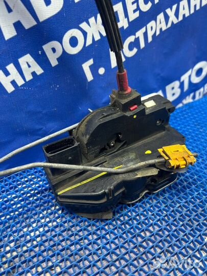 Передний правый замок двери Chevrolet Aveo T300