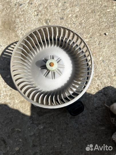 Моторчик печки отопителя Lexus rx 3 350 2009-2015