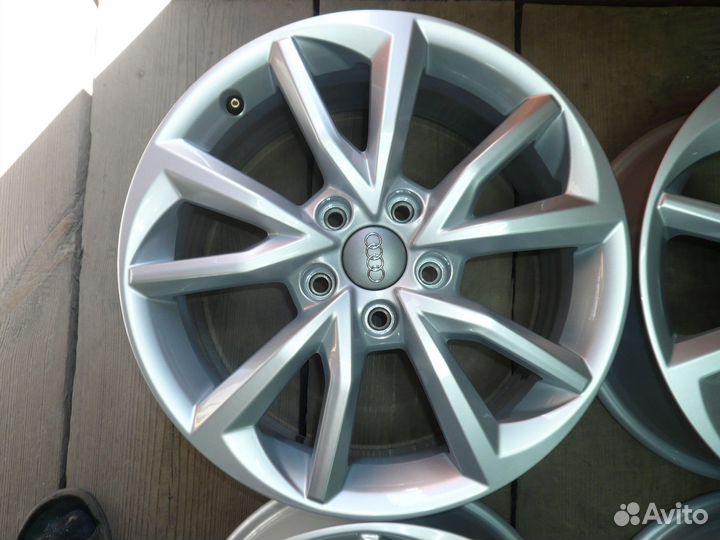 Диски литые оригинал Audi TT R17 5x112