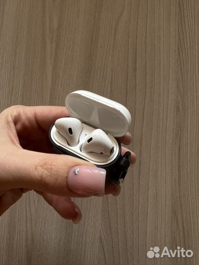 Беспроводные наушники apple airpods 2