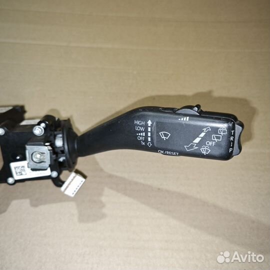 Переключатель подрулевой в сборе на VAG