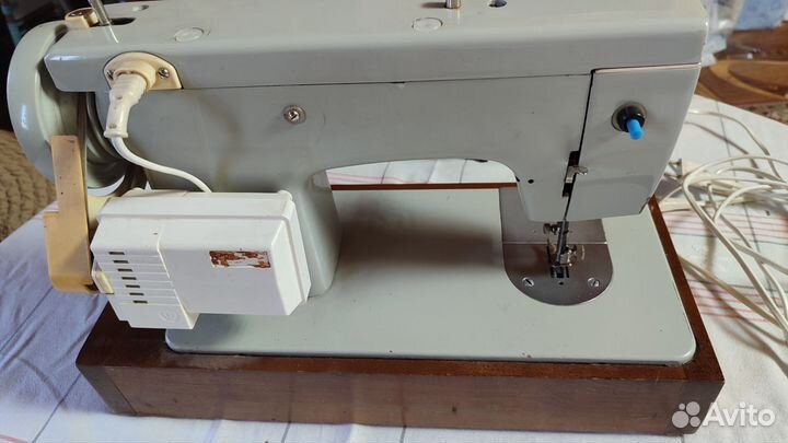 Швейная машинка подольск 142