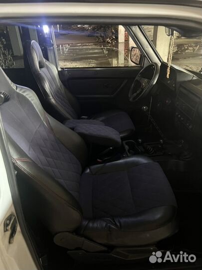 LADA 4x4 (Нива) 1.7 МТ, 2013, 165 000 км