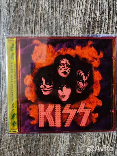 KiSS CD maden Japan