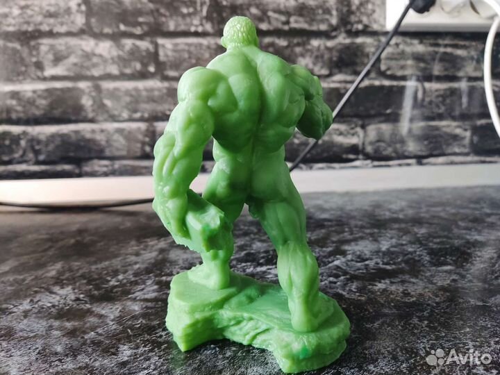 Модель Hulk 18+
