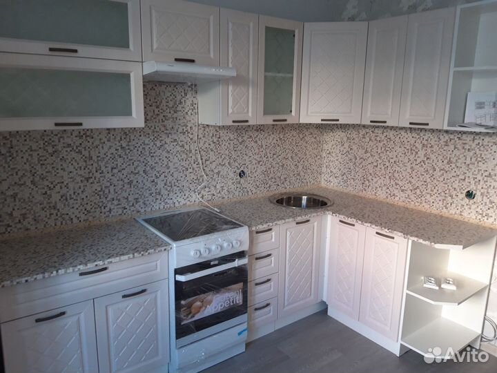 Кухня мдф модульная (угловая 2.8м* 2.3м)