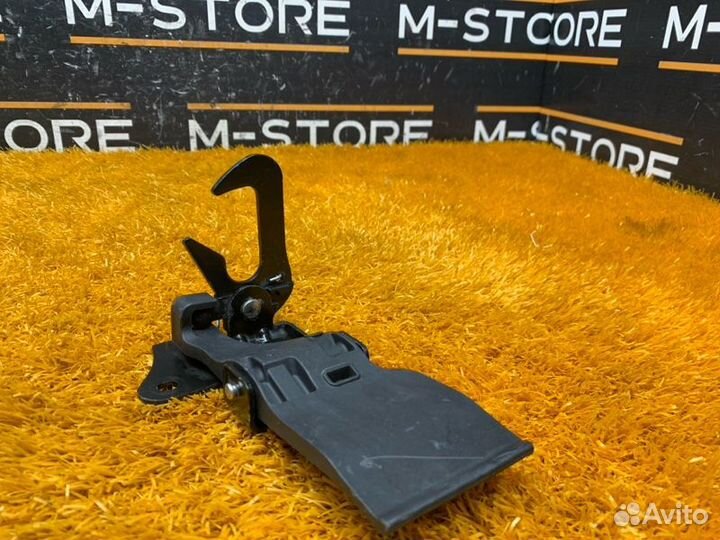 Замок капота Audi A8 4H/D4 cdra 2010