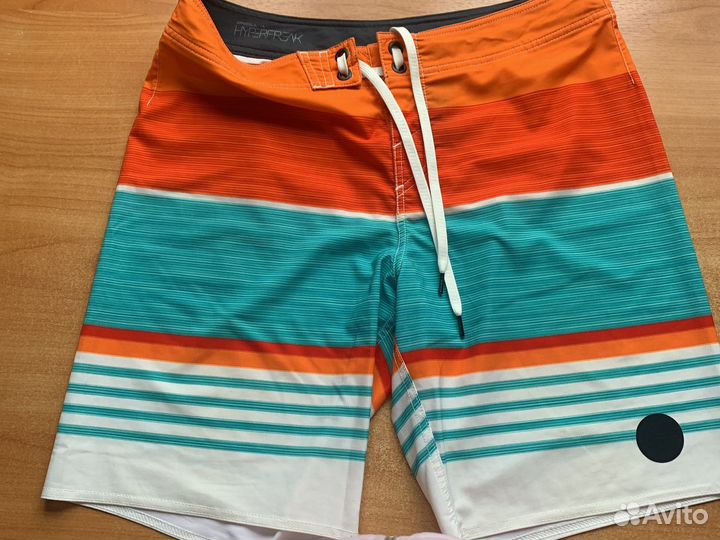 Пляжные шорты мужские reef