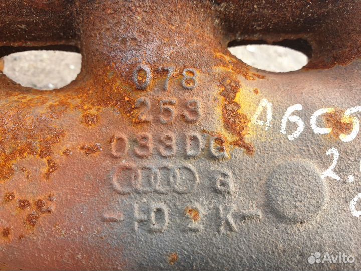 Выпускной коллектор левый audi a6 c5 2.4 v6 BDV а6