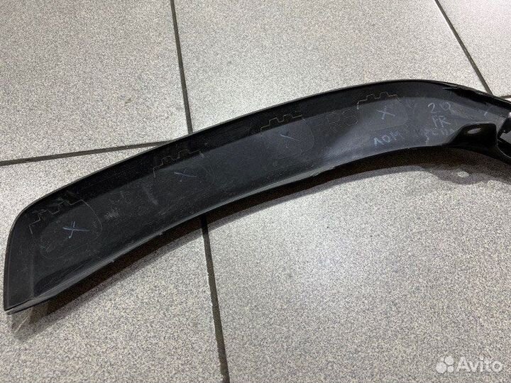 Дефендер передний правый Toyota Rav4