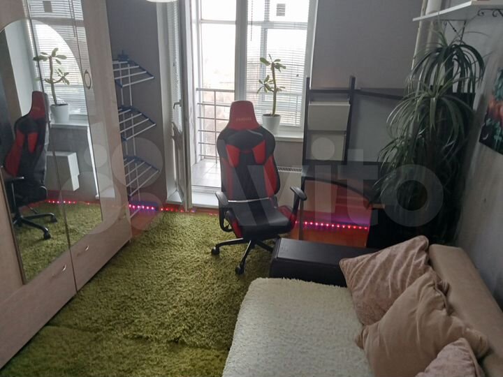 Комната 16 м² в 4-к., 13/14 эт.