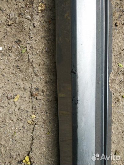 Накладка порога наружняя левая Mercedes-Benz