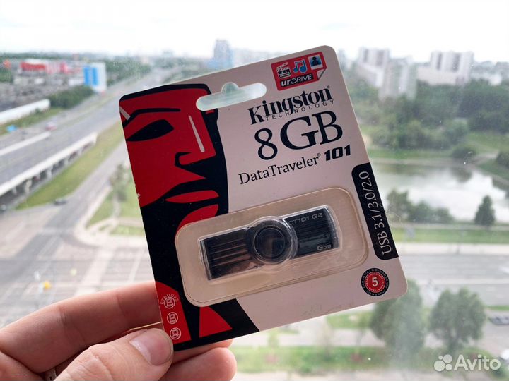 Новые флешки Kingston 8GB