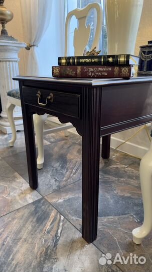 Стулья белые USA