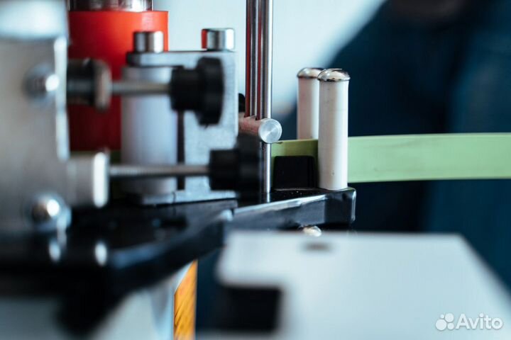 Кромкооблицовочный станок Delta Machinery DM-100