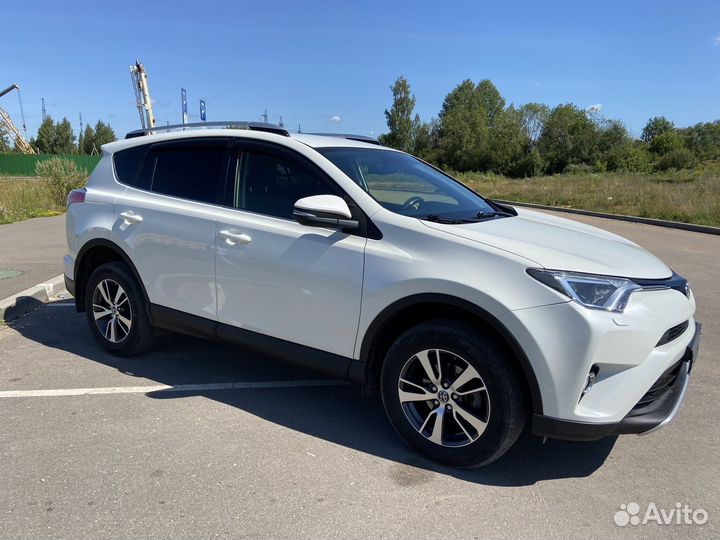 Toyota RAV4, 2016