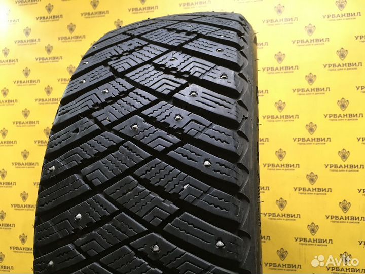 Goodyear Ultragrip Ice Arctic 215/55 R17 98T