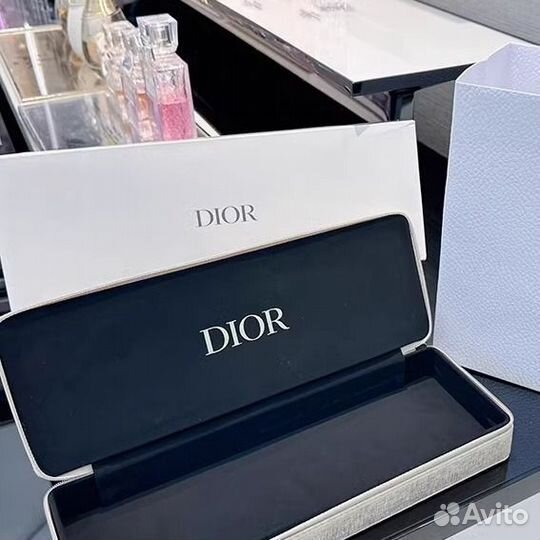 Кейс косметичка Dior