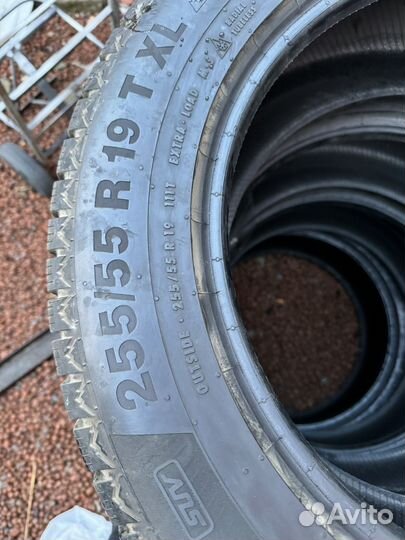 Continental ContiVikingContact 6 255/55 R19