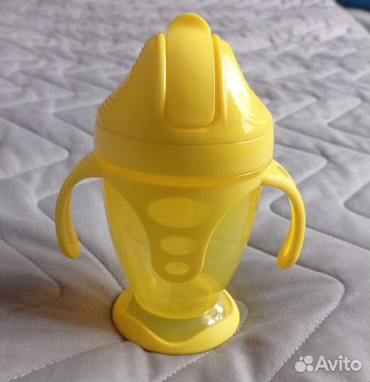 Поильник с трубочкой