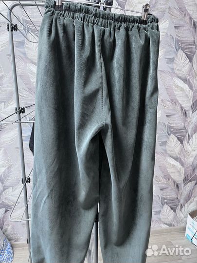 Велюровый спортивный костюм