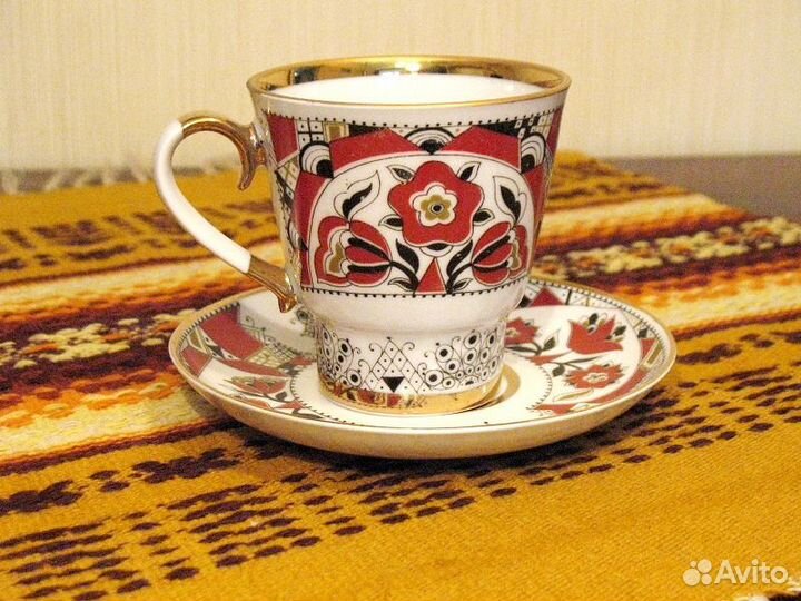 Новый Бокал с блюдцем чайная пара Красный конь лфз