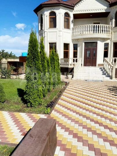 Дом 506,2 м² на участке 10 сот.